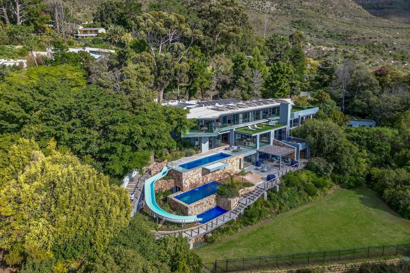 To Let 7 Bedroom Property for Rent in Tokai Western Cape